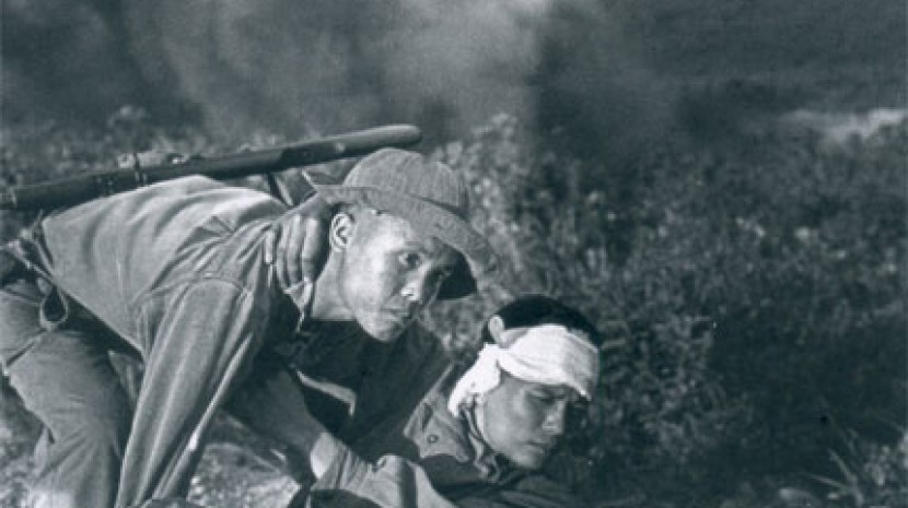Tình đồng đội (giữa bom B52 rải thảm ở Quảng Trị, 1970)