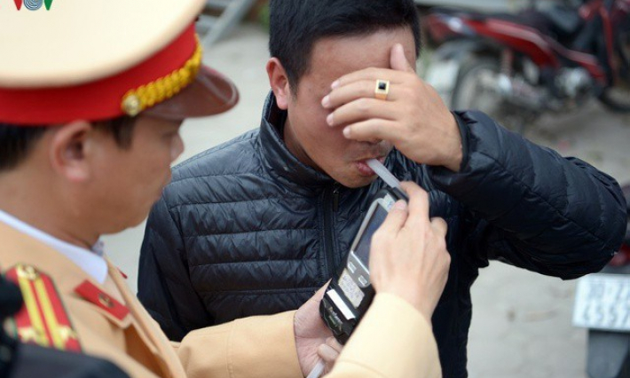 Chỉ trong 21 ngày, phát hiện gần 100 tài xế “nghiện”, hơn 9.300 “ma men”