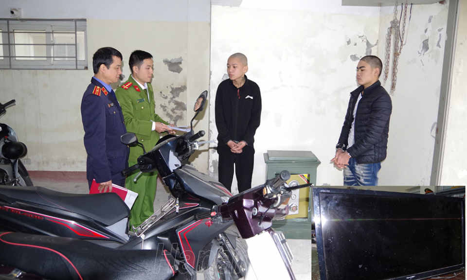 Bắt 02 đối tượng trộm cắp tài sản tại Lý Nhân