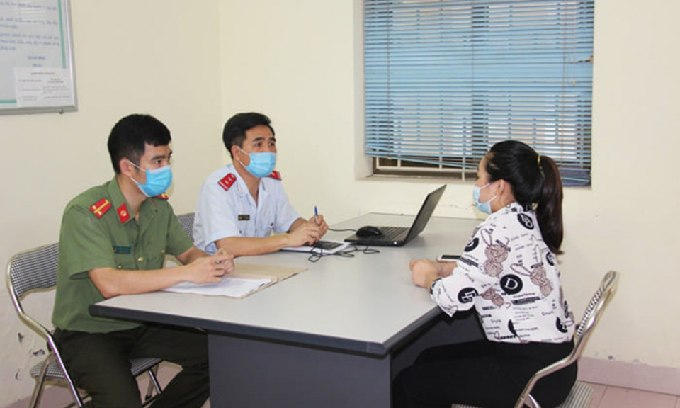 HÀ NAM: XỬ PHẠT VI PHẠM HÀNH CHÍNH HÀNH VI THÔNG TIN SAI SỰ THẬT VỀ DỊCH COVID-19