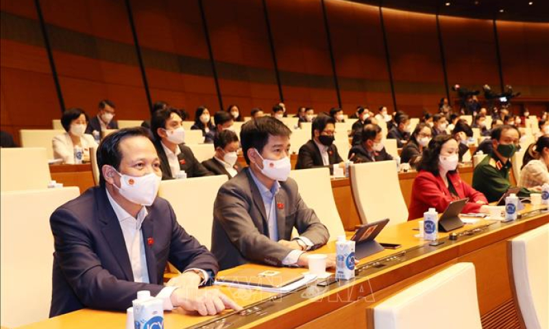 Thông qua Nghị quyết về Kế hoạch cơ cấu lại nền kinh tế giai đoạn 2021-2025