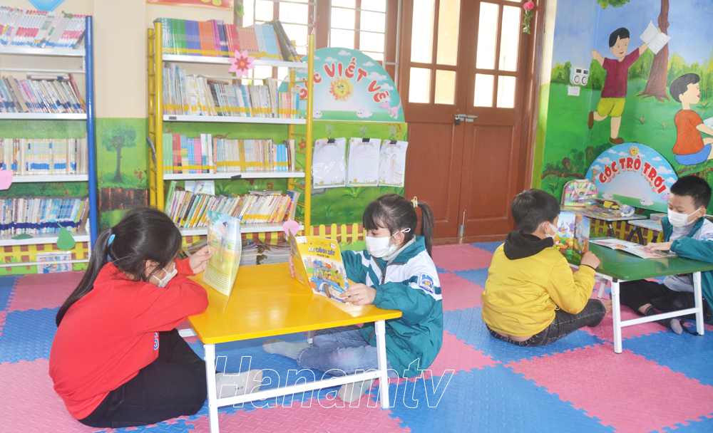 Đổi mới và nâng cao chất lượng hoạt động từ mô hình Thư viện thân thiện  trong trường tiểu học tại 