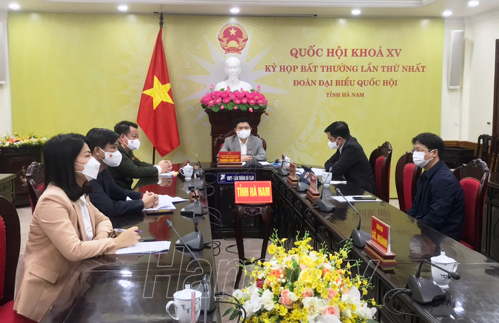 Đoàn ĐBQH tỉnh Hà Nam dự phiên thảo luận trực tuyến tại điểm cầu của tỉnh