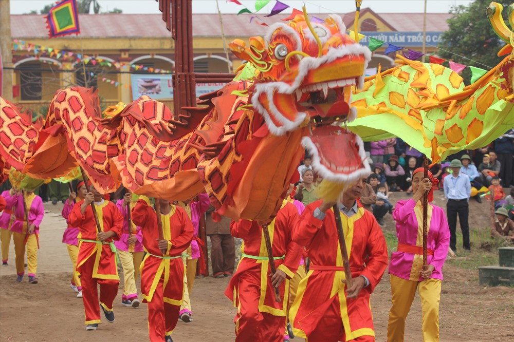 Nghi lễ khai hội Lễ hội Tịch Điền (ảnh tư liệu)