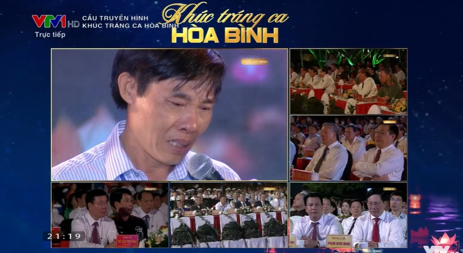 Cầu truyền hình Khúc tráng ca hòa bình: Hào hùng, xúc động và sâu lắng! - Ảnh 25. Cầu truyền hình Khúc tráng ca hòa bình: Hào hùng, xúc động và sâu lắng! - Ảnh 25.