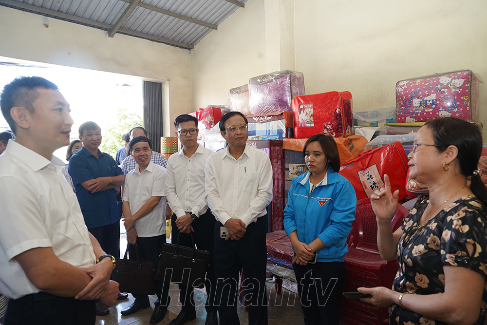 Đoàn kiểm tra công tác triển khai chuyển đổi số tại xã Thanh Hương (Thanh Liêm)