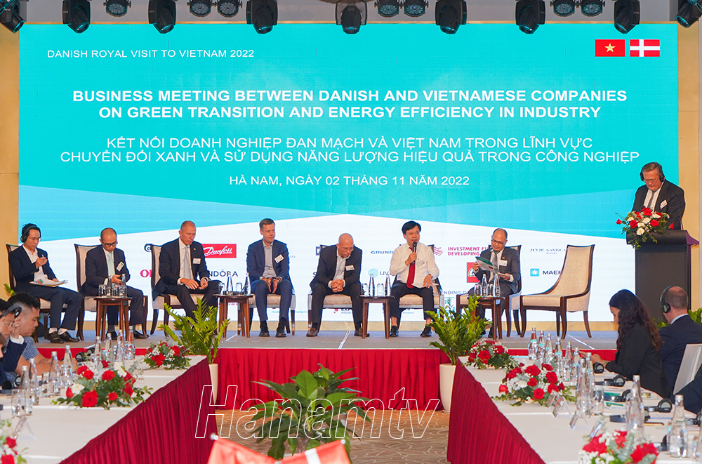 Các doanh nghiệp trong nước và doanh nghiệp Đan Mạch trao đổi tại Chương trình