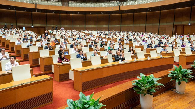Quốc hội chốt mục tiêu tăng trưởng 6,5% năm 2023 - Ảnh 1.
