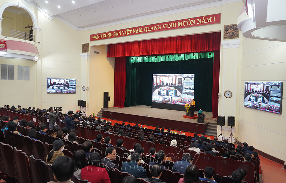 Quang cảnh hội nghị tại điểm cầu Nhà Văn hóa Trung tâm tỉnh
