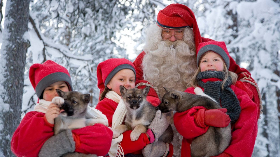 Ghé thăm 'ngôi làng ông già Noel' đẹp như cổ tích ở Phần Lan