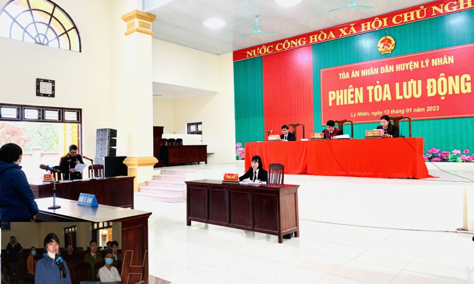 Lý Nhân: Xét xử lưu động vụ án buôn bán pháo nổ trái phép