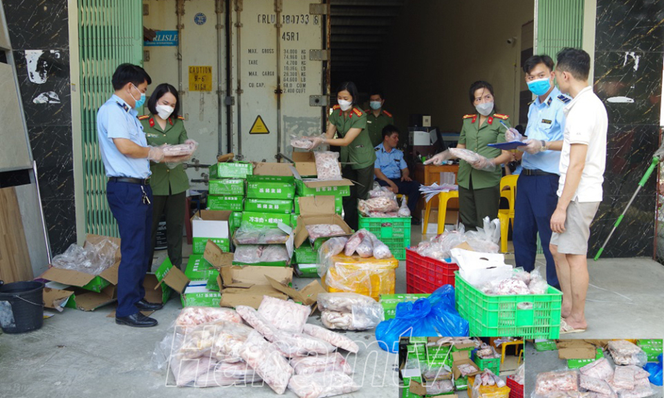 Hà Nam: Phát hiện, xử lý gần 1 tấn thực phẩm đông lạnh không rõ nguồn gốc, xuất xứ