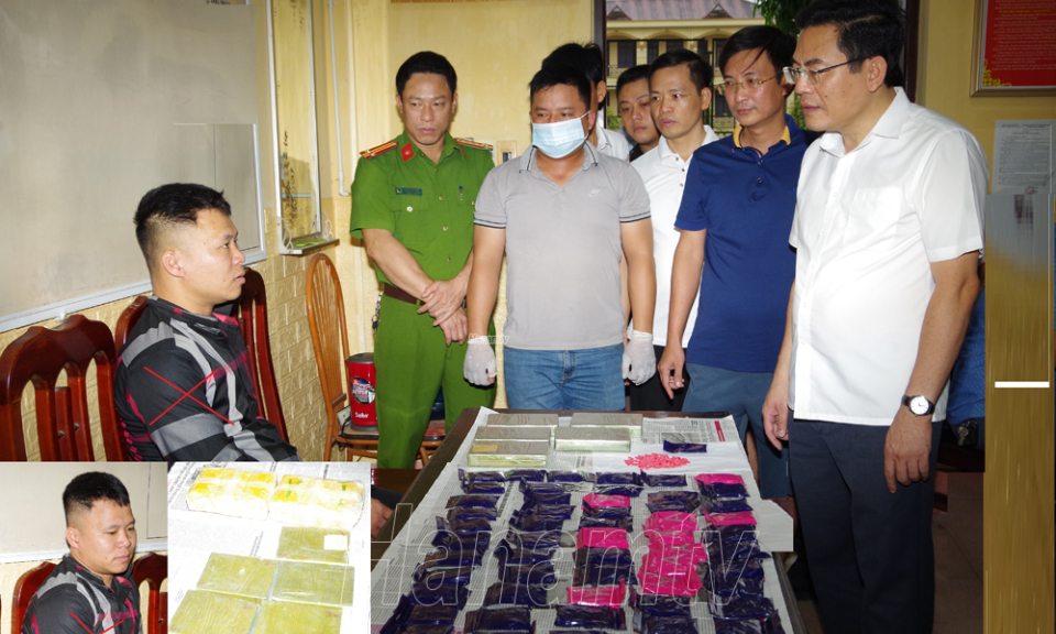 Hà Nam: Bắt đối tượng vận chuyển 05 bánh Heroin và trên 10.000 viên ma túy tổng hợp