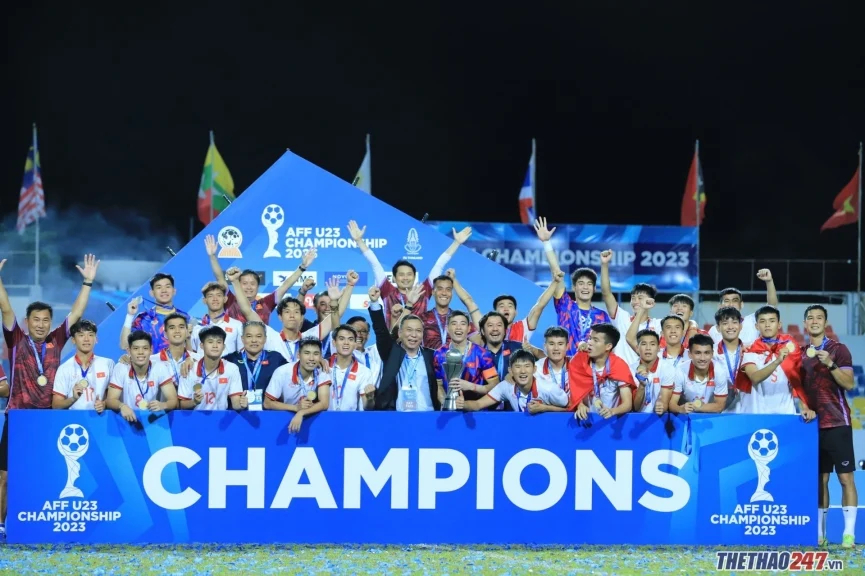 U23 Việt Nam vô địch Đông Nam Á lần thứ 2 liên tiếp.