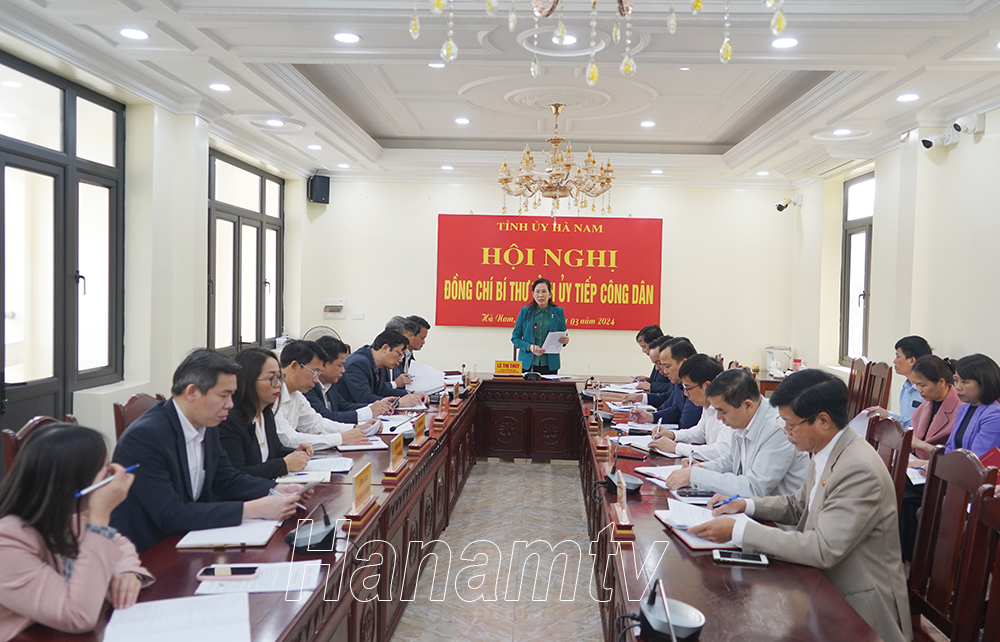 Toàn cảnh phiên tiếp công dân.