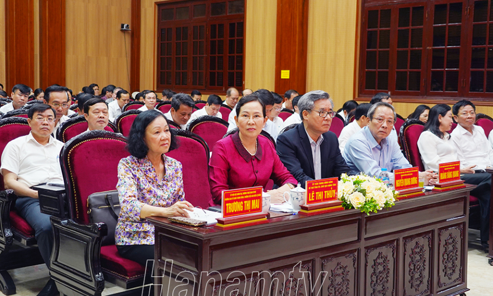 Đồng chí Thường trực Ban Bí thư, Trưởng Ban Tổ chức Trung ương Trương Thị Mai dự, chỉ đạo hội nghị tổng kết công tác xây dựng Đảng tại Hà Nam