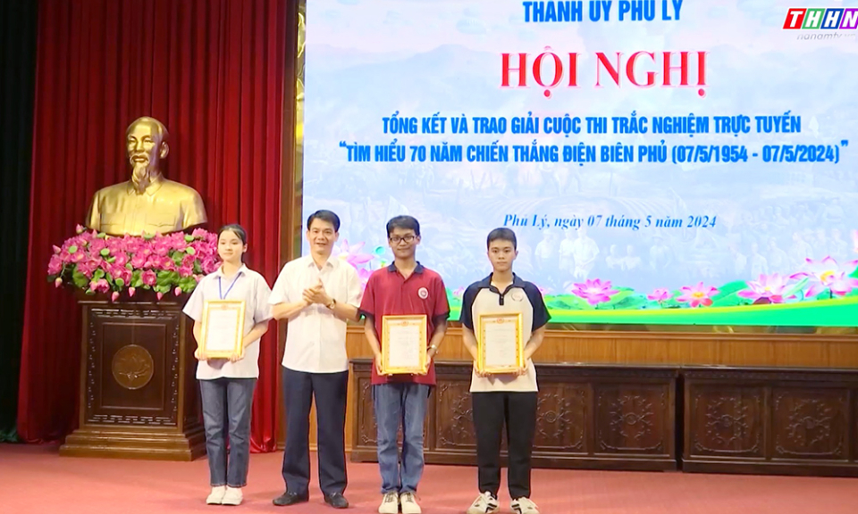 Tổng kết và trao giải cuộc thi trắc nghiệm trực tuyến “Tìm hiểu 70 năm chiến thắng Điện Biên Phủ”