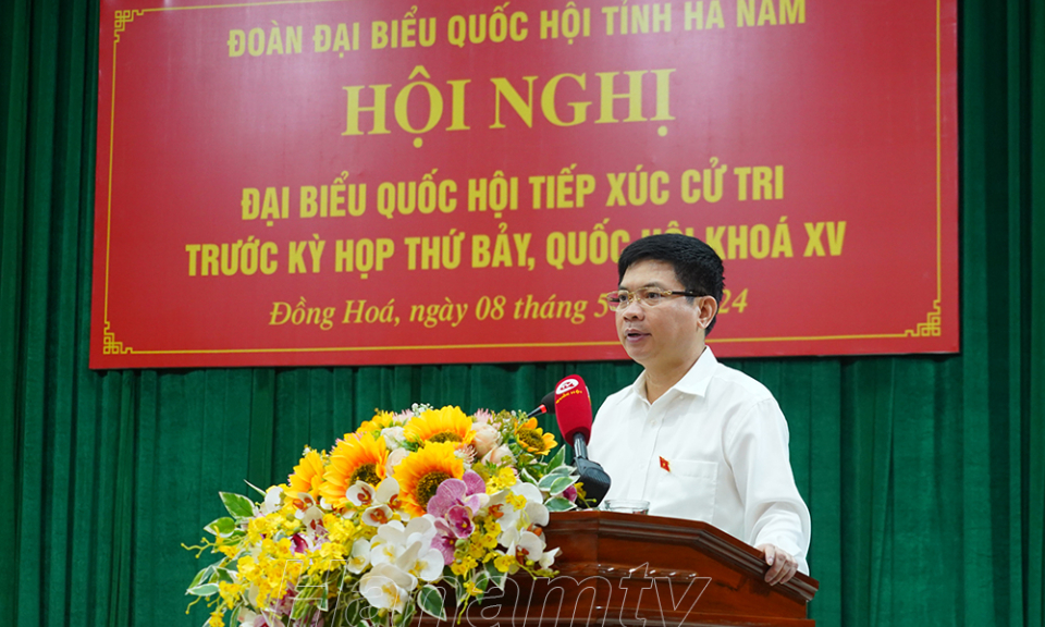 Đồng chí Chủ tịch UBND tỉnh, Trưởng Đoàn ĐBQH tỉnh tiếp xúc cử tri xã Đồng Hóa, huyện Kim Bảng