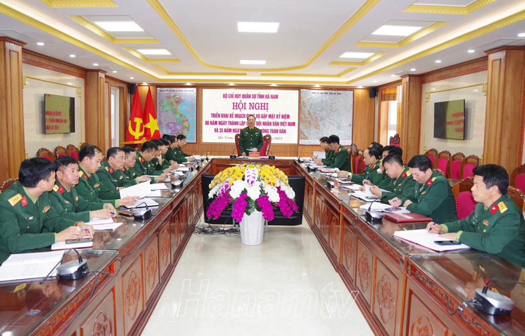 Toàn cảnh hội nghị.
