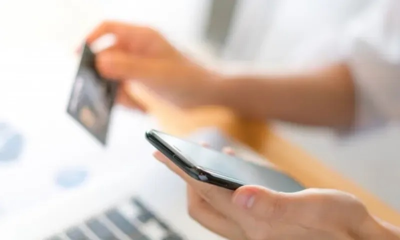 Từ 1/1/2025, app ngân hàng không được ghi nhớ mật khẩu: Người dùng nên làm gì?