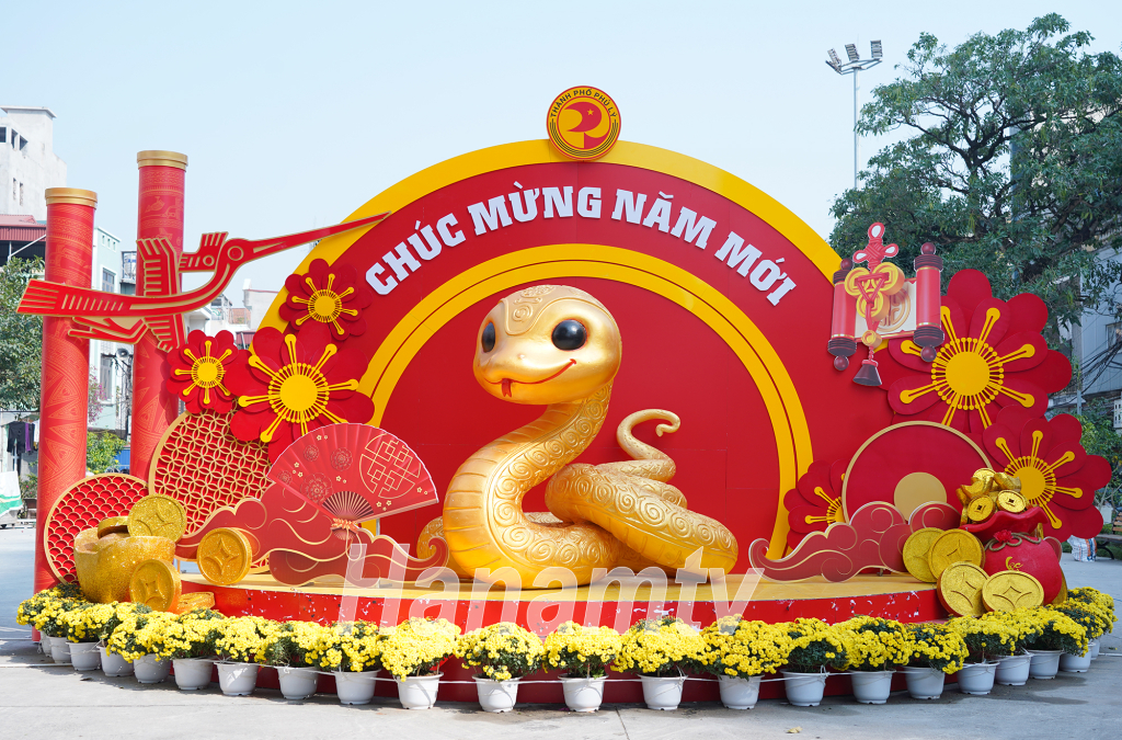 Nàng Ất Tỵ 2025 rất dễ thương của Hà Nam ra mắt đón chào Xuân mới.