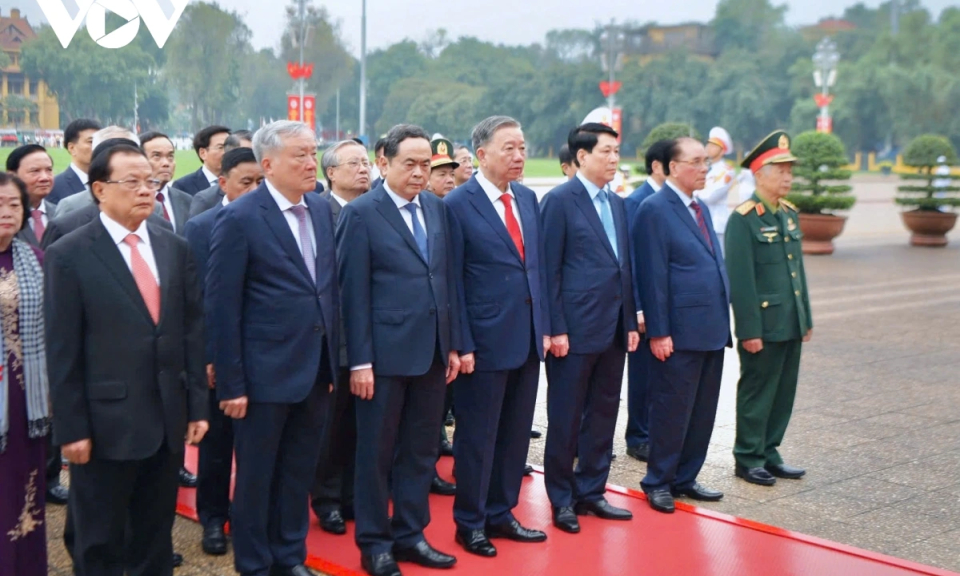 Lãnh đạo Đảng, Nhà nước vào Lăng viếng Chủ tịch Hồ Chí Minh