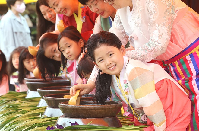Nguồn gốc và những điều thú vị về ngày Tết Đoan Ngọ - Ảnh 4.