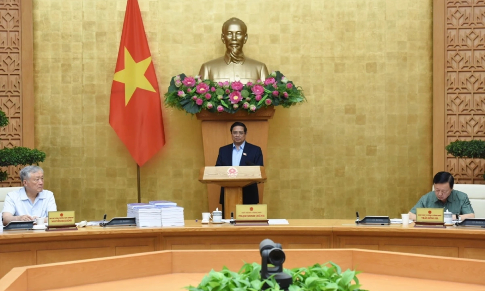 Thủ tướng: Khẩn trương bố trí kinh phí chi trả cho người xin nghỉ theo chế độ