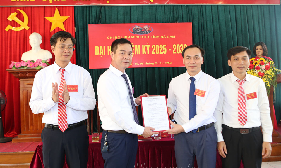 Đại hội Chi bộ Liên minh HTX tỉnh nhiệm kỳ 2025 – 2030
