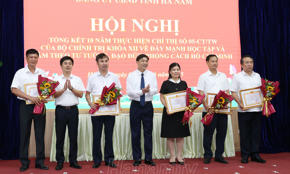 Đảng ủy UBND tỉnh tổng kết 10 năm thực hiện Chỉ thị 05 của Bộ Chính trị