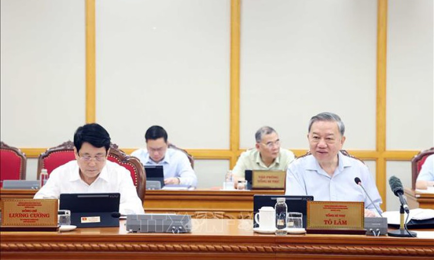 Tổng Bí thư: Bố trí, sắp xếp cán bộ đúng nguyên tắc, không để phát sinh vấn đề phức tạp nội bộ