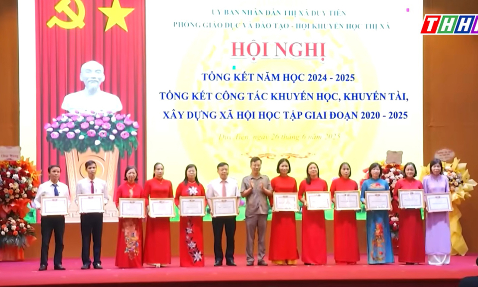 Thị xã Duy Tiên tổng kết năm học 2024-2025
